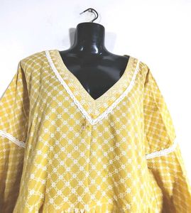 Gold Printed Kurta Set (Women&#39;s)