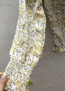 Off Shoulder Crop Leaves Top