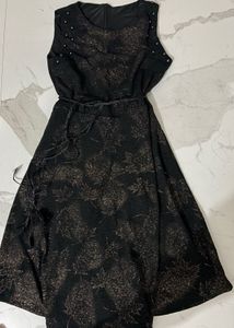 Elegant Black Leaf Print Dress