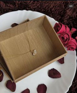 Shell Pearl Pendant Necklace