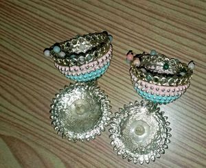 Jhumka s