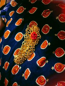Gold Floral Hair Clip
