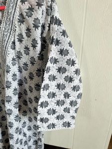 Kurta Pant Set V Neck