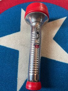 Vintage Eveready Metal Torch – Rare Collectible