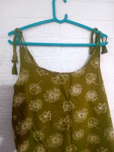 Green Floral Tank Top