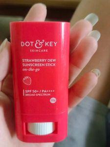 DOT AND KEY STRAWBERRY DEW SUNSCREEN STICK
