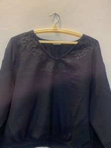 Dnmx black top for ladies