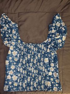 A cute casual top.
