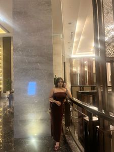 Elegant Burgundy Maxi Dress