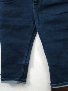 Dark Wash Denim Capris