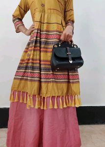 Yellow Design Dress Multiple wear. Size : M