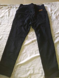 High-Waisted Black Skinny Jeans