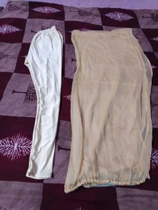 Women Lagging And Dupatta