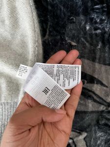 Gray Banana Republic Sweater