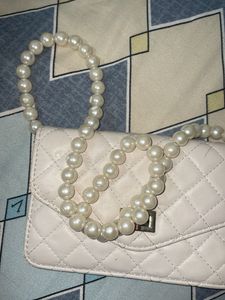 Pretty Pearl Bag