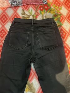 H&amp;M Skinny Fit Jeans Size Euro-34 Ind-28