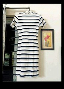Trendyol striped fitted bodycon dress