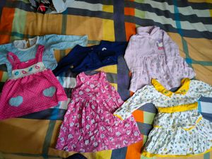 4 Sets Of Baby Girl Dresses