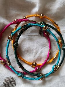 Price Drop 🔥 4 Piece Of Multicolored Bangles