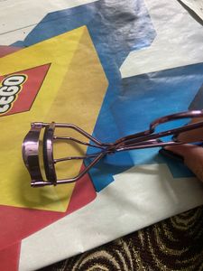 Eyelash Curler