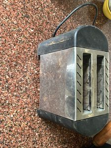 Inalsa Toaster