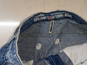 La Festa Distressed Denim Jeans