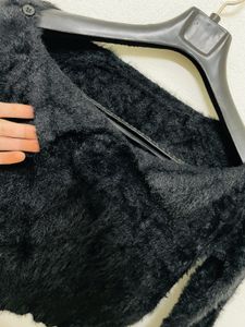 Korean Black Faux Fur Crop Top For Women
