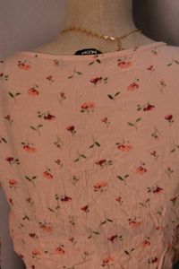 NUON Floral Crop Top