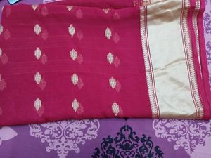 Elegant Pink &amp; Gold Saree