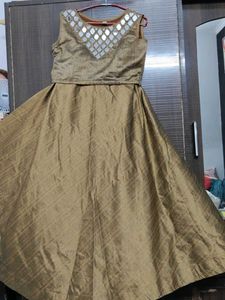 Crop Top With Skirt