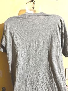 Gray T-shirt with logo