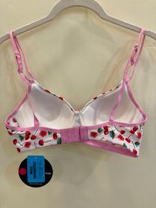 Clovia Lightly Padded Bra