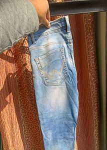 Wrangler Distressed Jeans