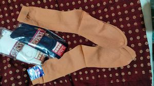 4 Socks