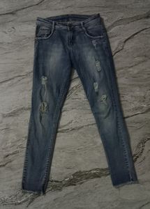 Trendy Navy Blue Stripped Jeans For Sale👖👠