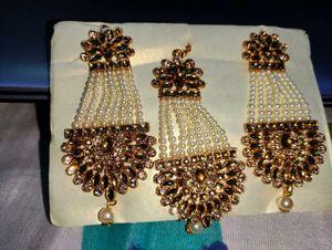 Pearl & Gold Earrings Set