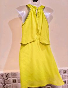 Size Small 🎁Buy 2 Get 1 Free 🎁Halter Dress