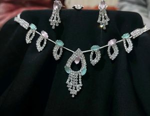 Elegant Necklace &amp; Earring Set