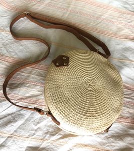 Round Straw Crossbody Bag