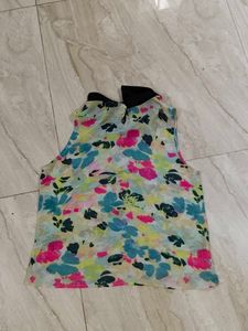 Floral Print Sleeveless Top