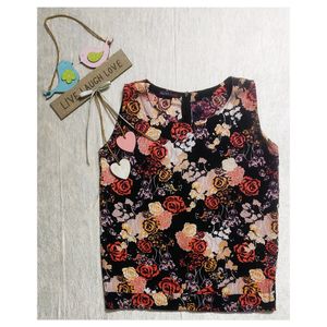 Sleeveless Top