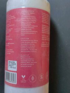 Arata Rose And Patchouli Bodywash