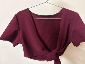Burgundy tie Crop Top