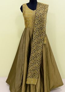 ETHINIC GOWN WITH DUPPATTA