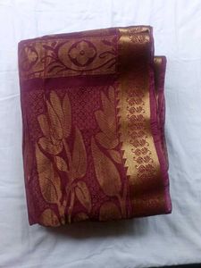 Elegant Meroon &gold Zari Saree
