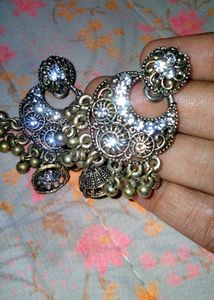 Selling My Fav Earrings Liked By So many