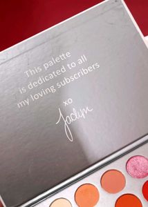 Morphe Globex Jaclyne Eyeshadow Palette 84g