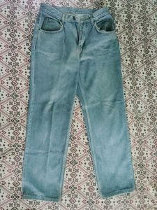 Vintage Light Wash Jeans