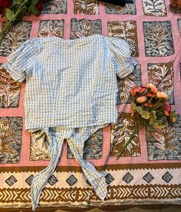Cute Gingham Tie-Front Top