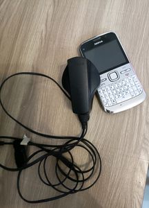 NOKIA E5